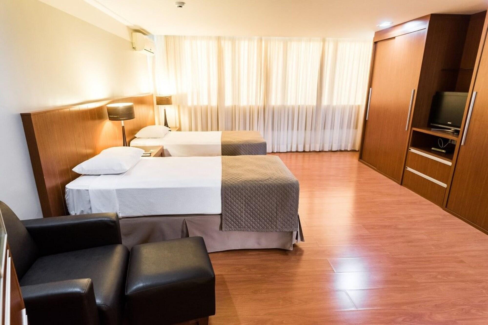 Hotel Boulevard Лондріна Екстер'єр фото